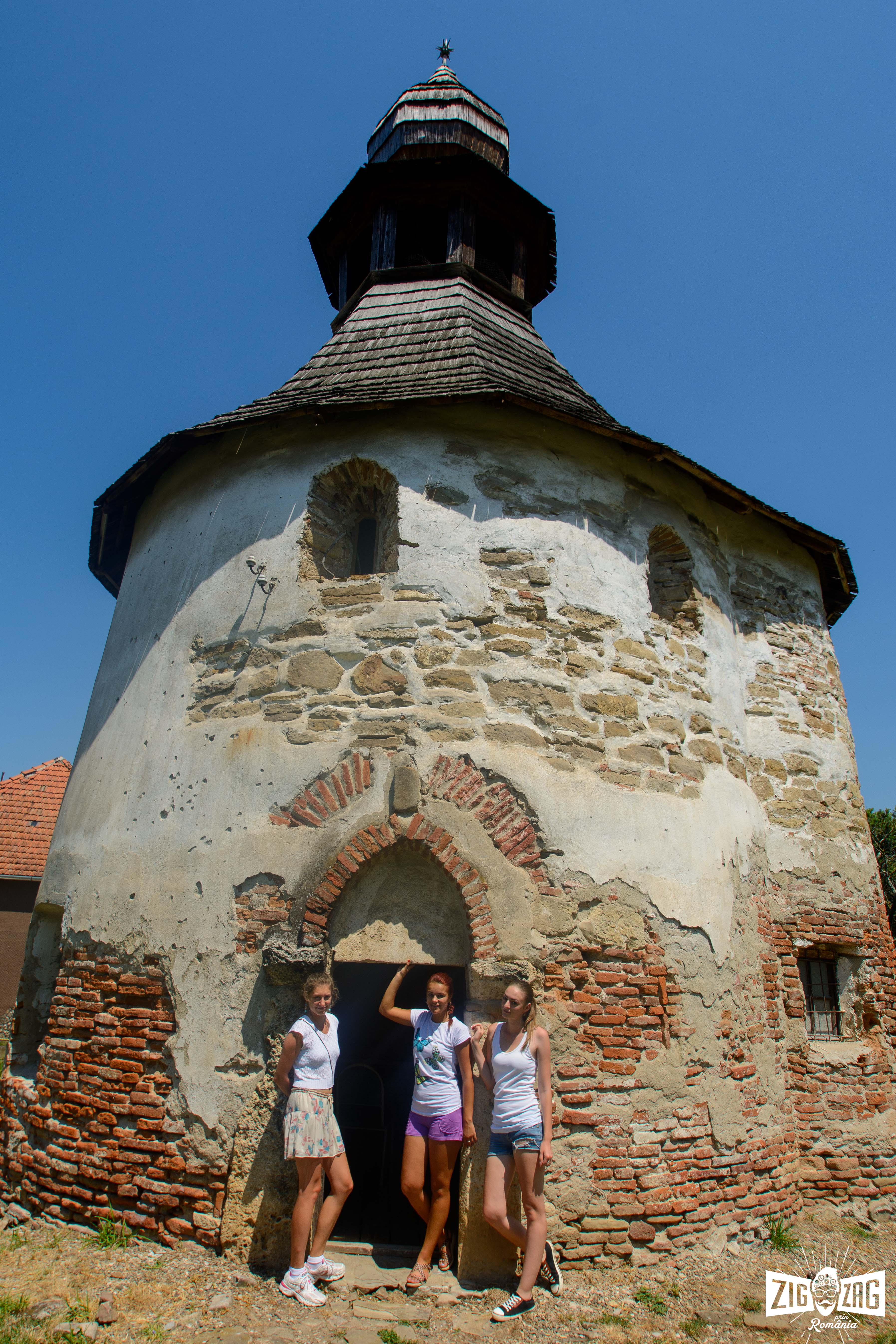 capela romanica rotonda